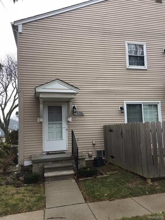 Building Photo - 23556 N Rockledge