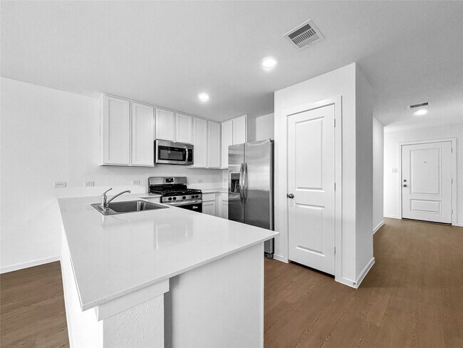 Foto del edificio - 6022 Starling Dr