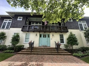 Building Photo - 4635 Pleasant Ave