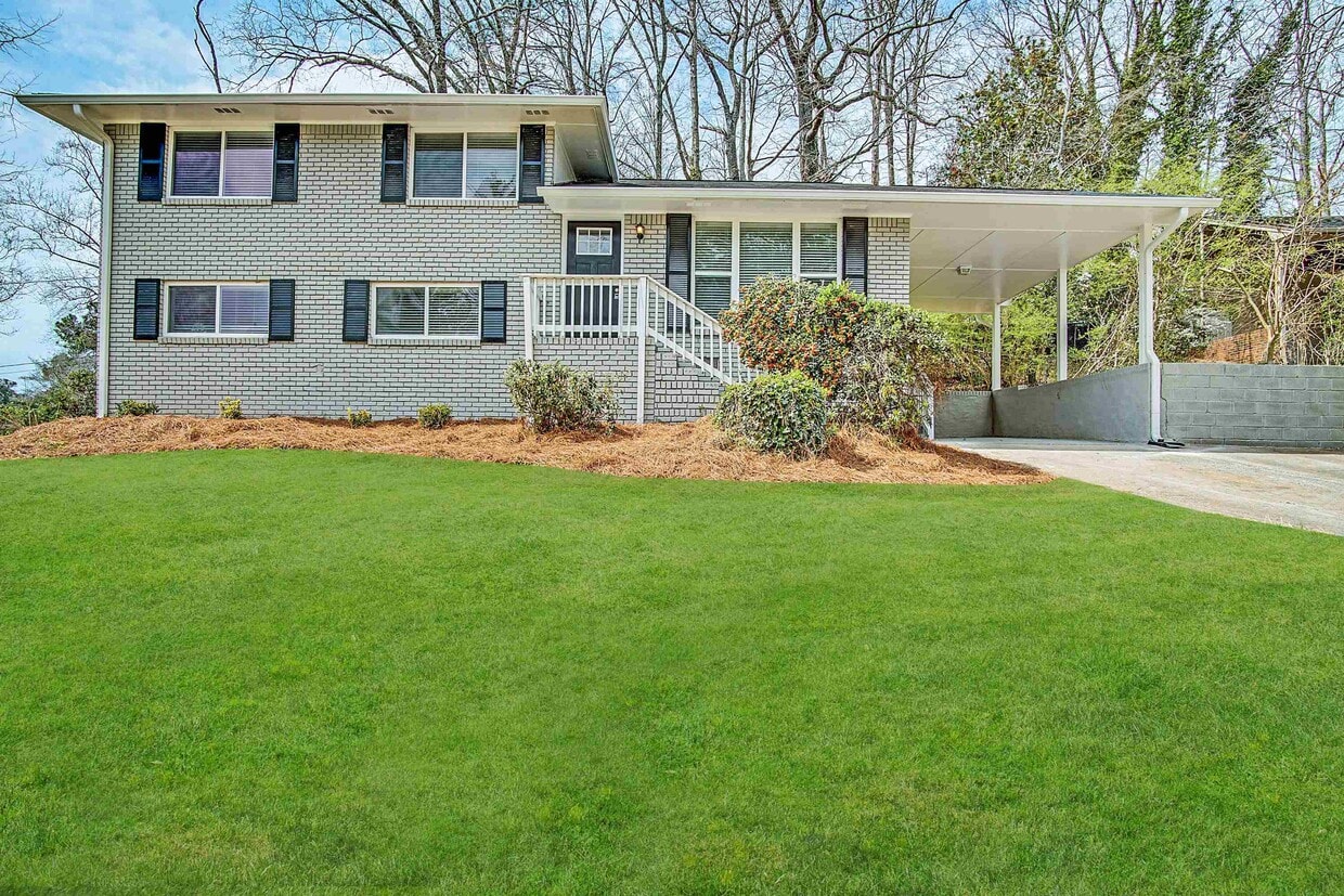 Primary Photo - 5795 Deerfield Trail