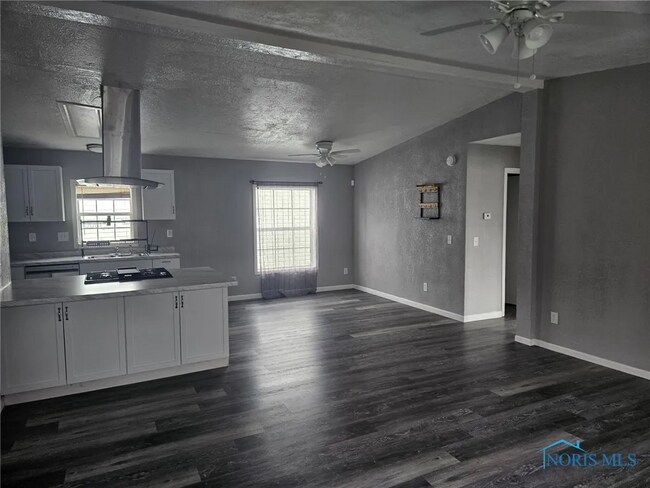 Foto del edificio - 4611 Granite Ln