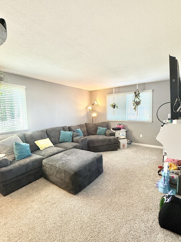 Photo - 2740 Susan Dr (Loveland, CO)