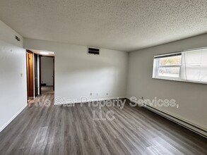 Building Photo - 2070 W Washington St