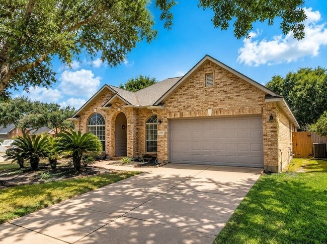 Building Photo - 20703 Whitevine Way