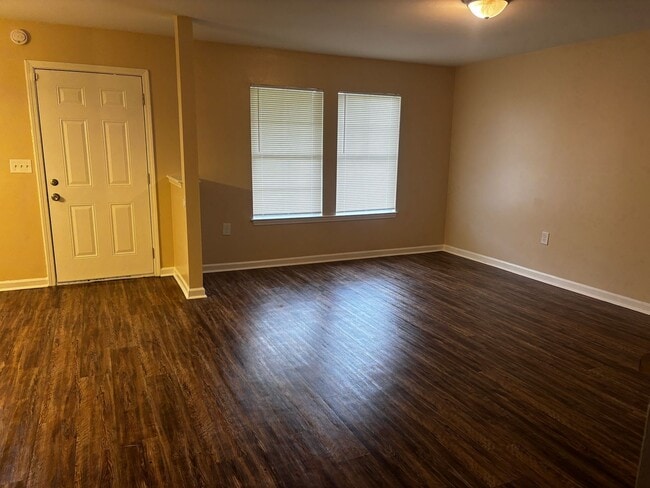 Building Photo - 5433B Banyan Trace Drive