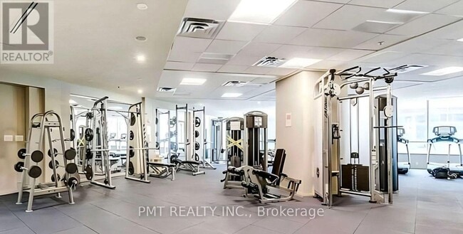 Photo du bâtiment - 16 Yonge St