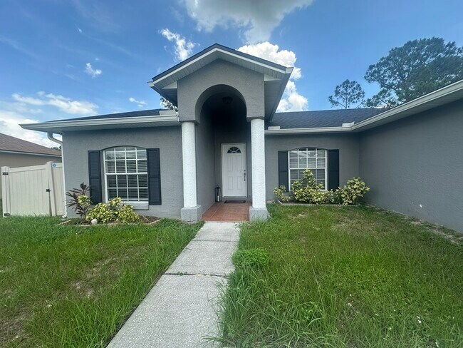 Building Photo - 37 Sawfish Ct