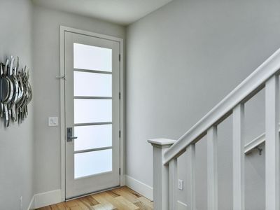 Building Photo - 830 Altaire Walk