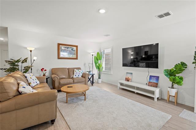 Building Photo - 3032 Ashbrook Ln
