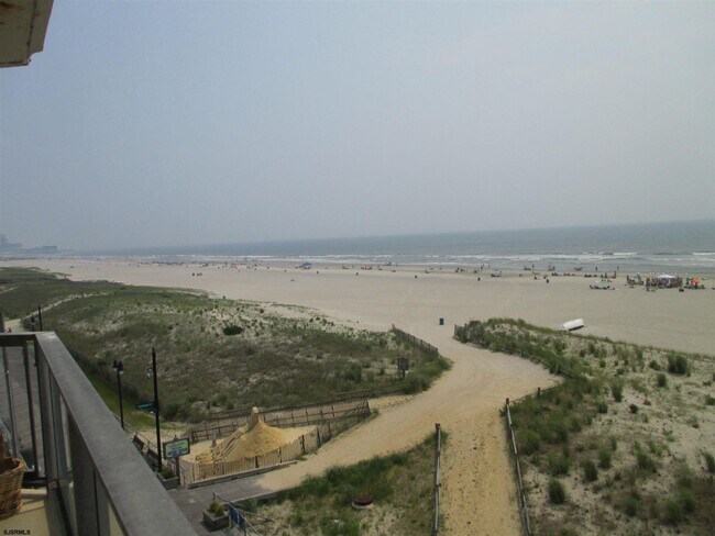 Foto del edificio - 4800 Boardwalk