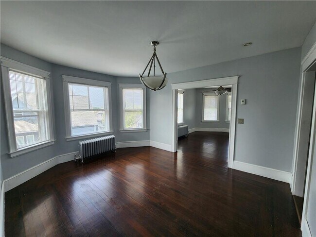 Building Photo - 58 7th St