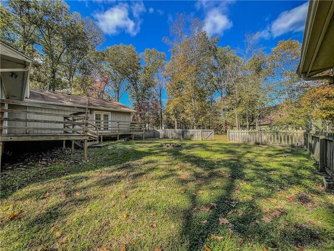 Building Photo - 13676 Cardinal Cir