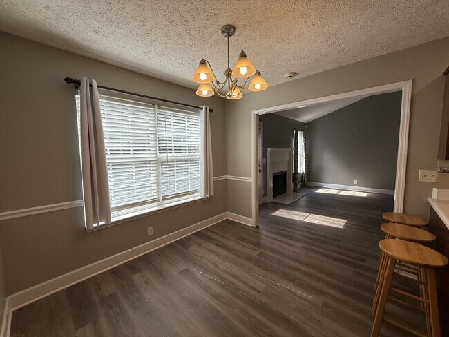 Building Photo - Beautiful One-Level Home with 2-Car Garage, Fenced Yard & Lawn Care Included
