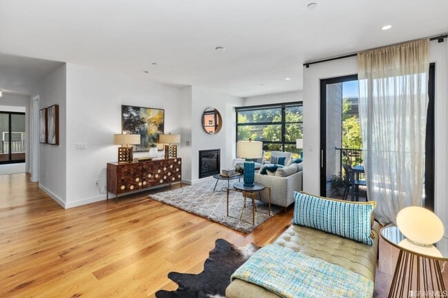 Building Photo - Coming Soon! Spacious 3BR Corner Condomini...
