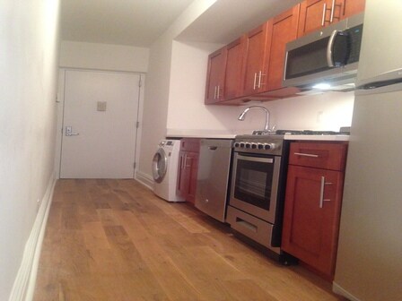 Primary Photo - 75 Hicks St