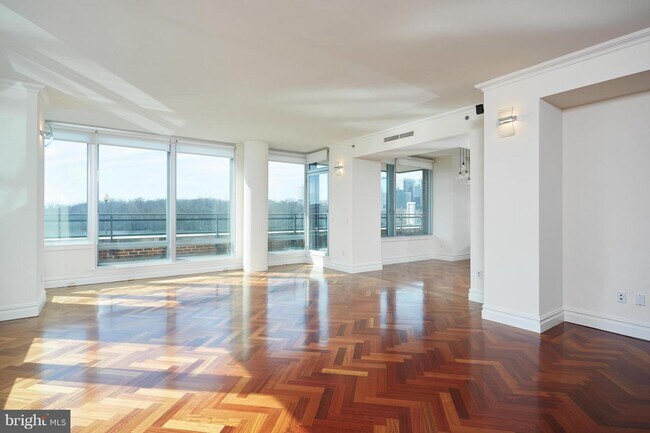 Foto del edificio - 3150 South St NW