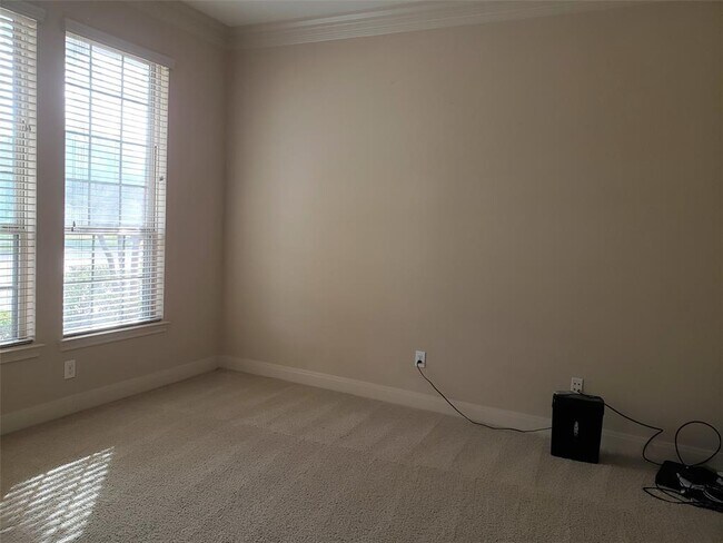 Foto del edificio - 5402 Valley Country Ln