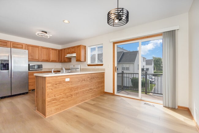 Building Photo - 14610 Patriot Square Dr W