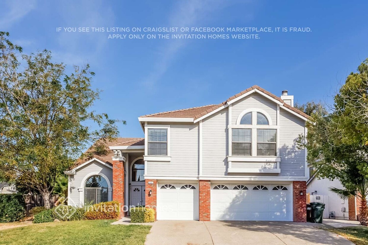 Foto principal - 4501 Deerhorn Ct