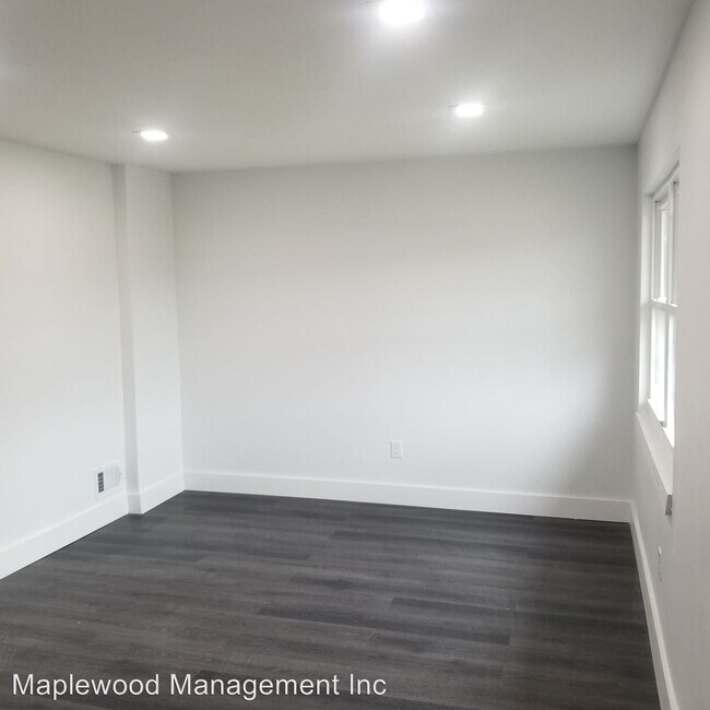 Foto del edificio - 3 br, 1.5 bath House - 307 Sawmill Rd