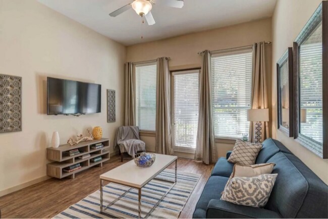 Building Photo - 5109 Medical Dr