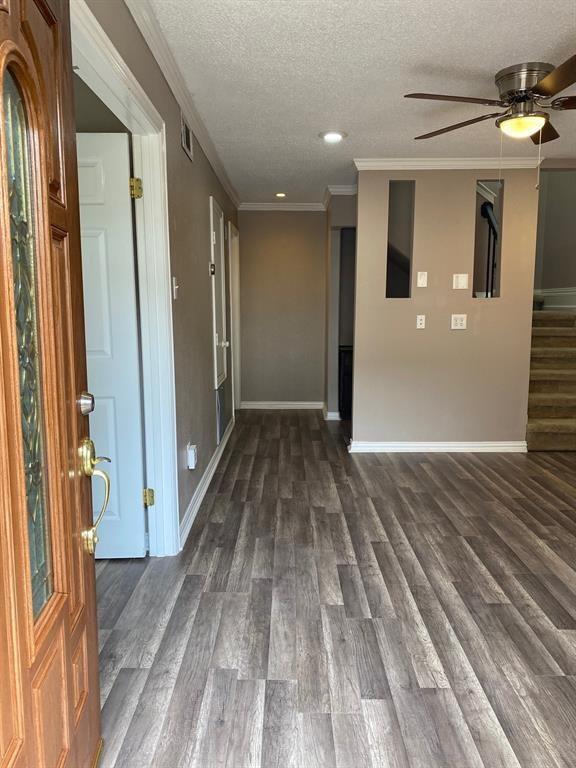 Building Photo - 12046 Mighty Oak Dr