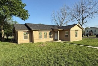 Building Photo - 1300 N 2nd St