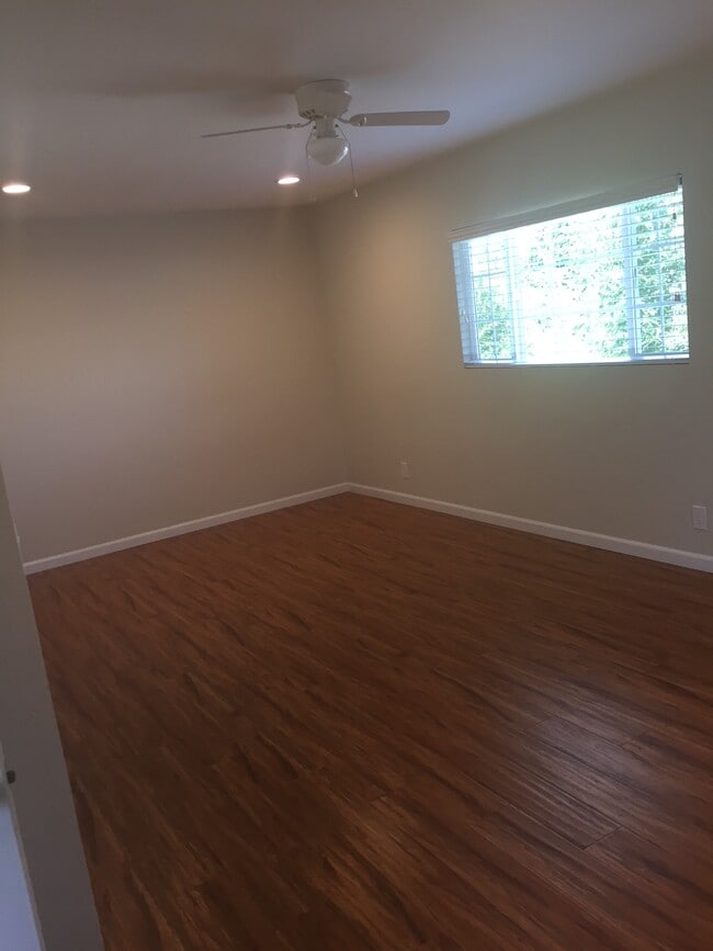 Building Photo - 1760-1766 Malcolm Ave