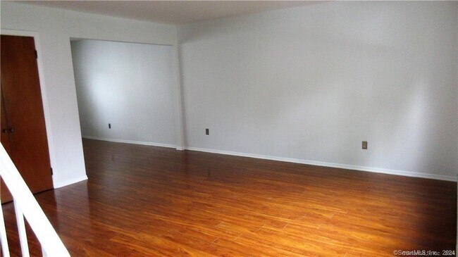 Building Photo - 133 Lockwood Ave