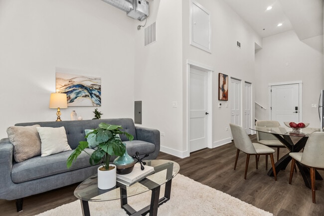 Foto del edificio - 1453 Maple Ave