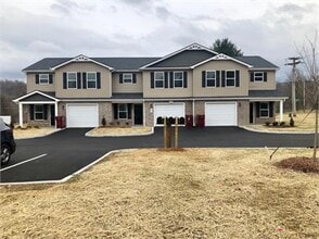 Building Photo - 2229 N Greenwood Dr