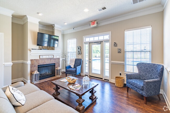 Leasing Office - Reserve at Regents Center
