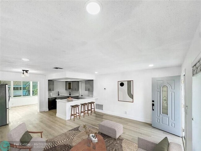 Foto del edificio - 4510 NW 49th Dr