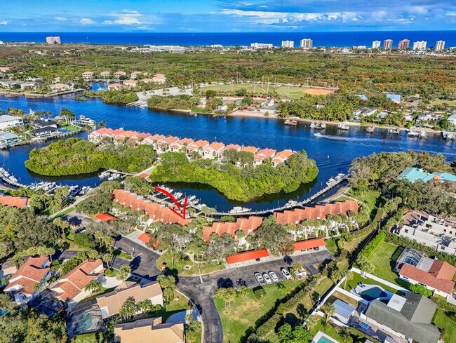 Foto del edificio - 2320 Treasure Isle Dr