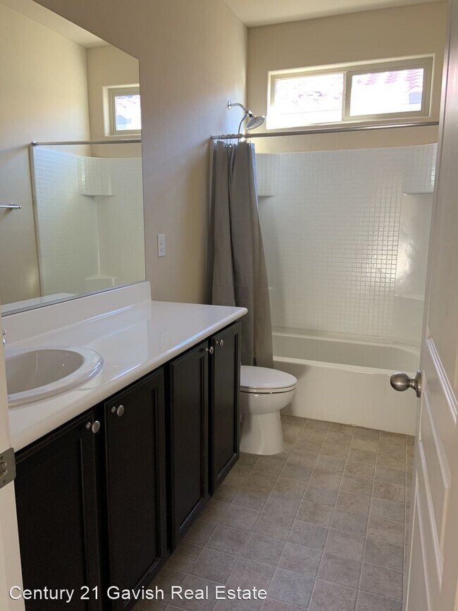 4 br, 3.5 bath House 10940 Hunting Hawk House Rental in Las Vegas