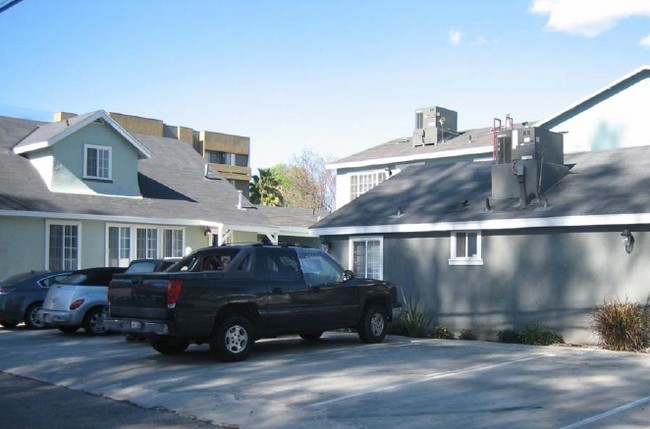 Building Photo - Colfax Apartments