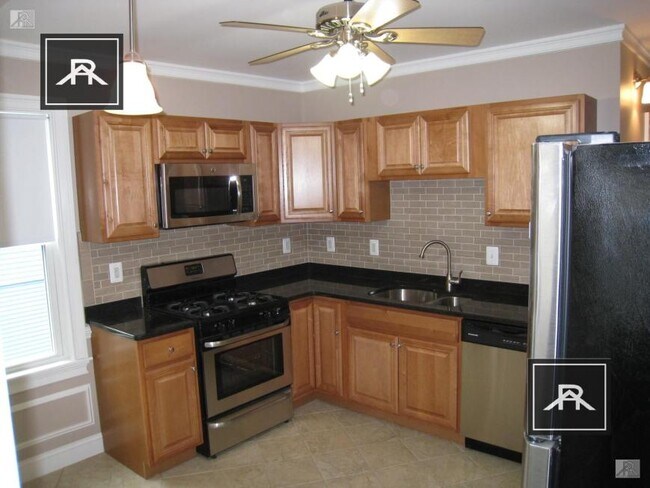 Photo - 3 bedroom in Brighton MA 02135 Apartment