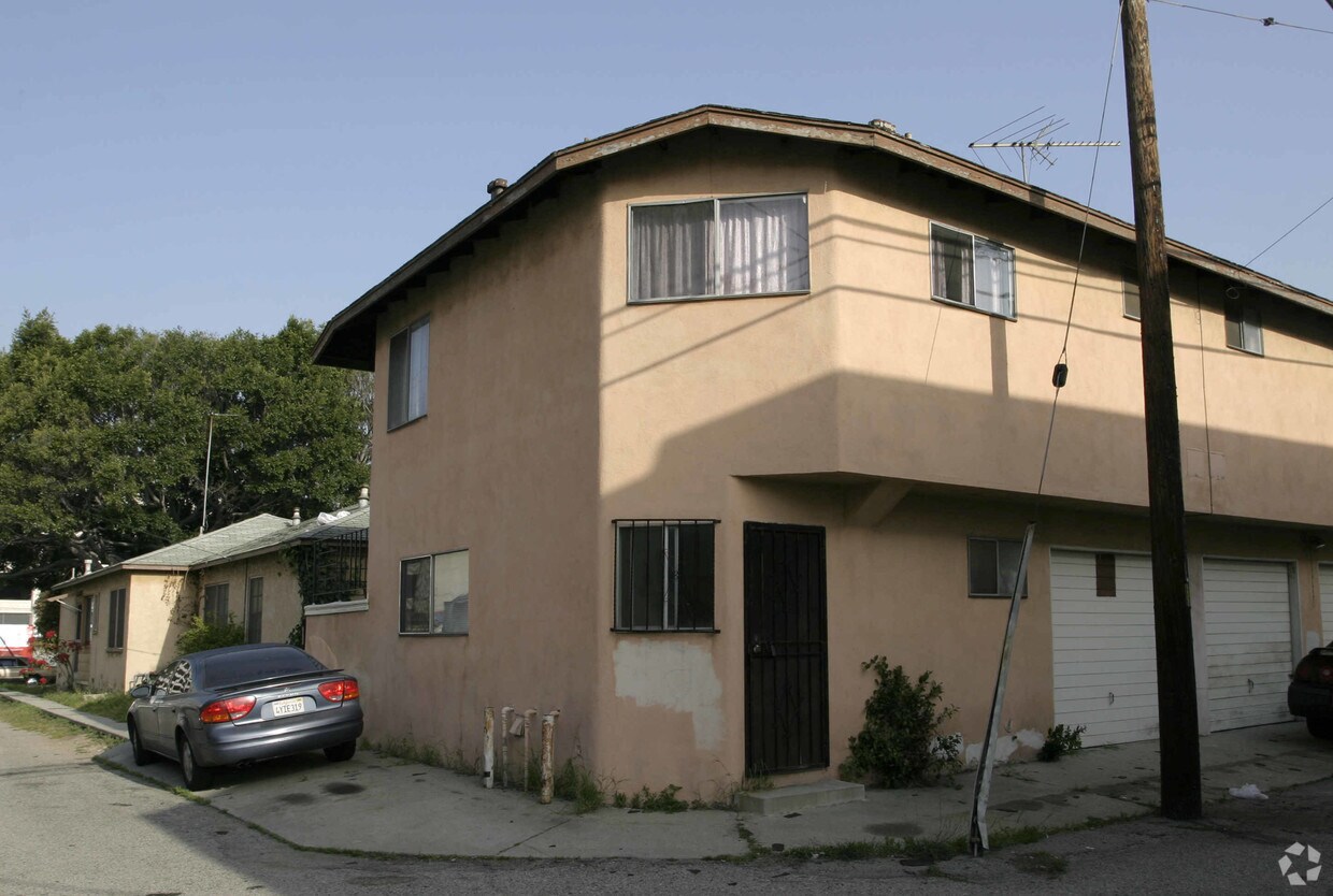 Primary Photo - 9720 Aviation Blvd