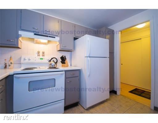 Building Photo - 121 Tremont St