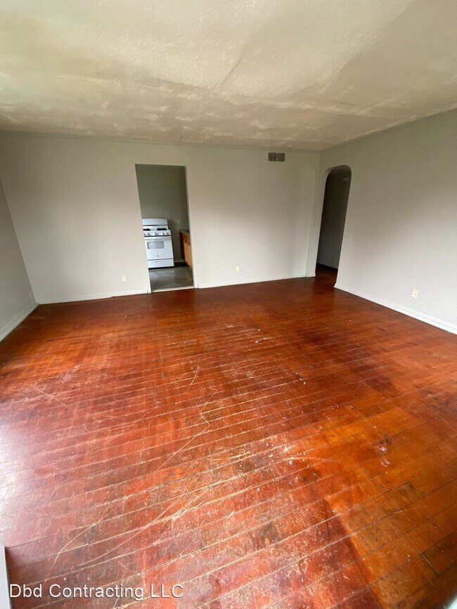 Building Photo - 3 br, 1 bath House - 4305 Spatz Ave.