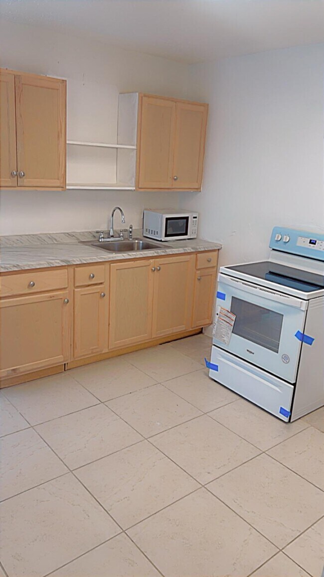 Foto del edificio - 908 NW 10th St