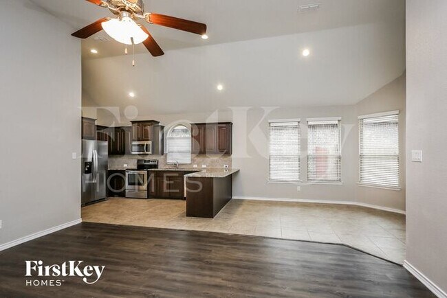Building Photo - 11448 Starlight Ranch