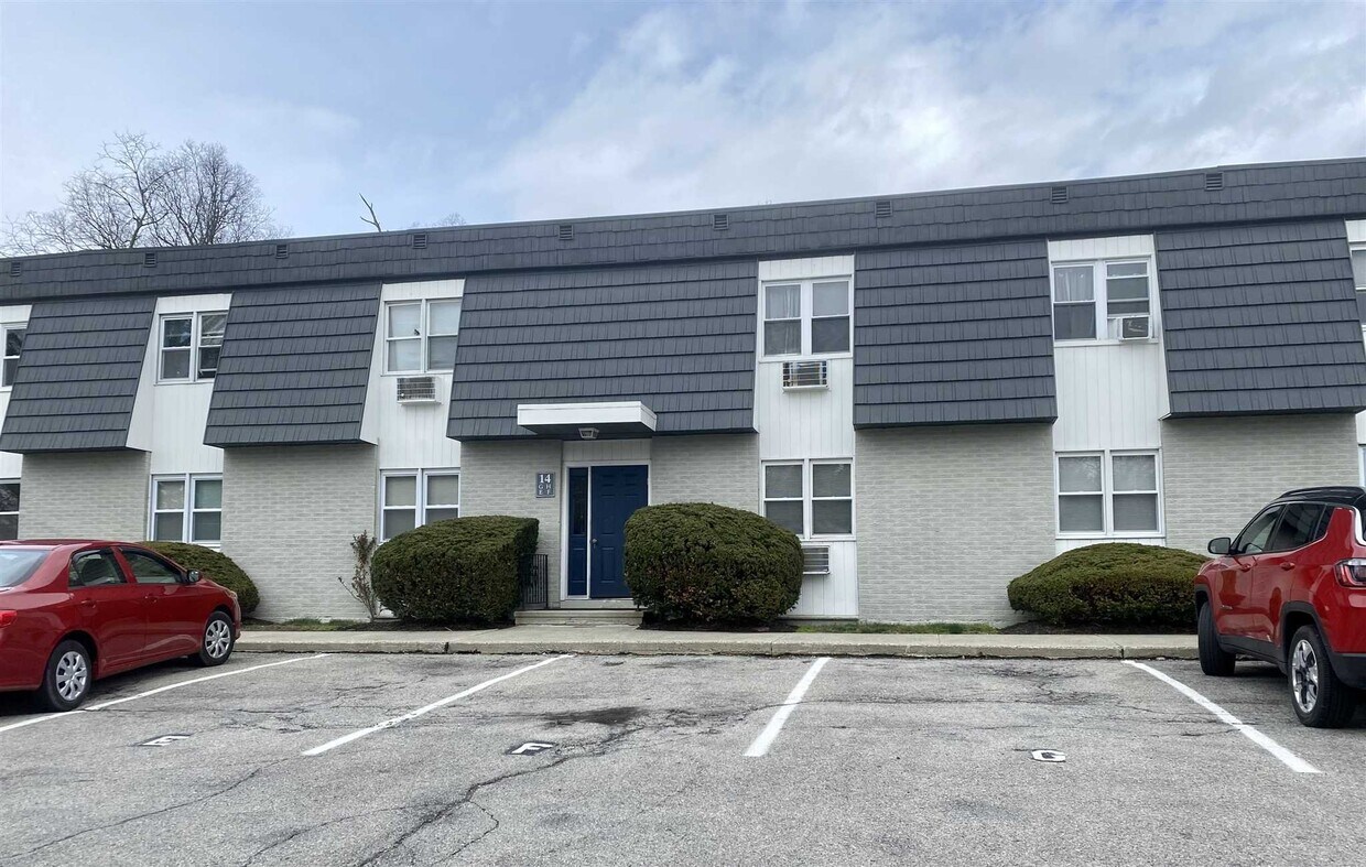 14 White Gate Rd Unit G, Wappingers Falls, NY 12590 Condo for Rent in