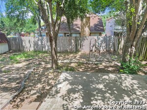 Foto del edificio - 3712 Whitefield Square