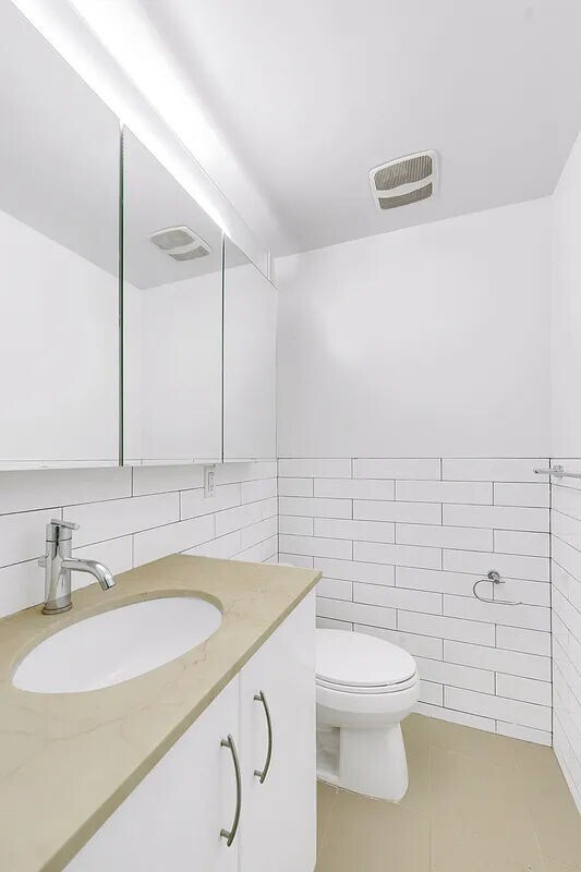Building Photo - 167 Ludlow Street