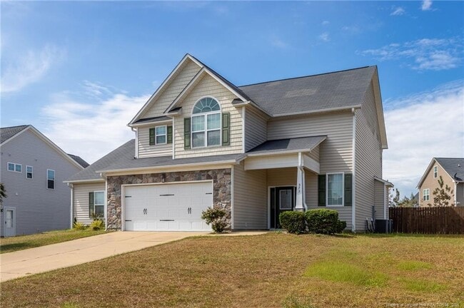 Building Photo - 573 Wedgefield Dr