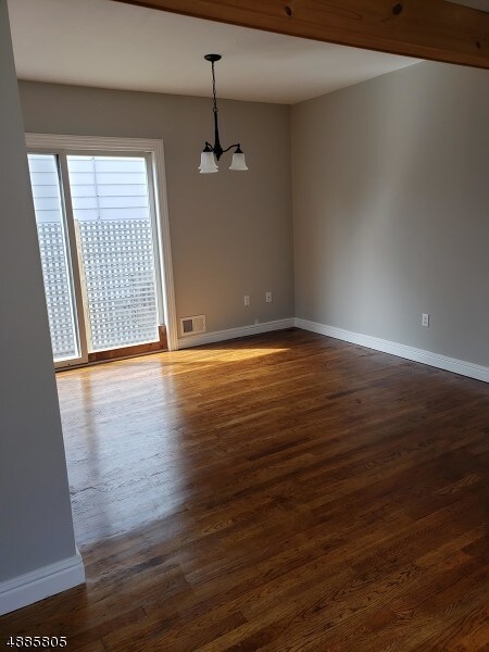 Building Photo - 56 Bernards Ave