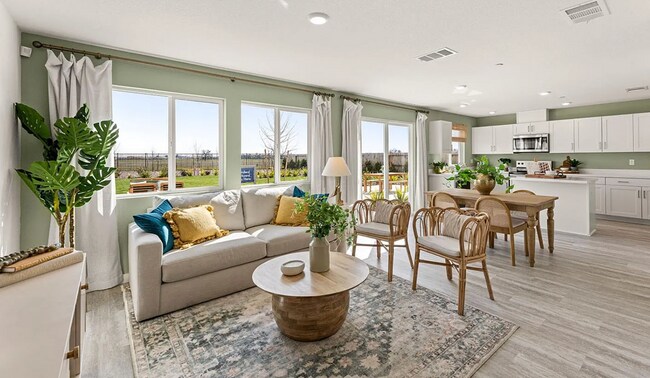 Foto del edificio - BRAND NEW (Roseville) 3/2.5!  I'm Beautifu...