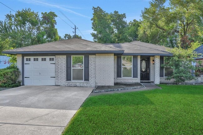 Foto del edificio - 8638 Cottage Gate Ln