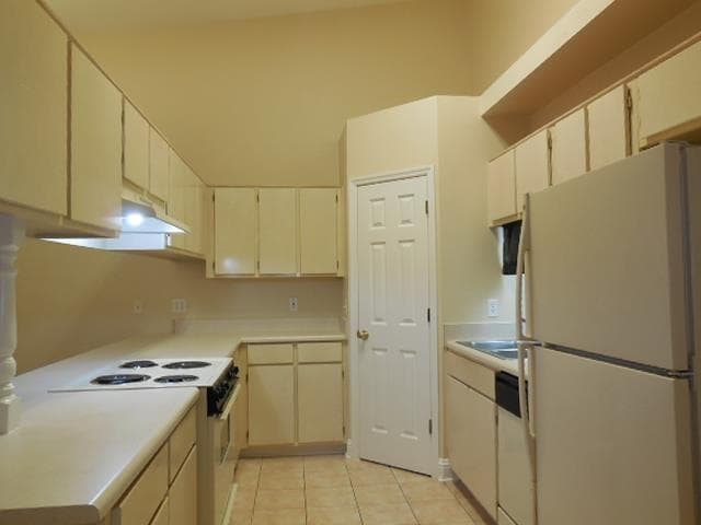 Building Photo - 2939 Royal Palm Way